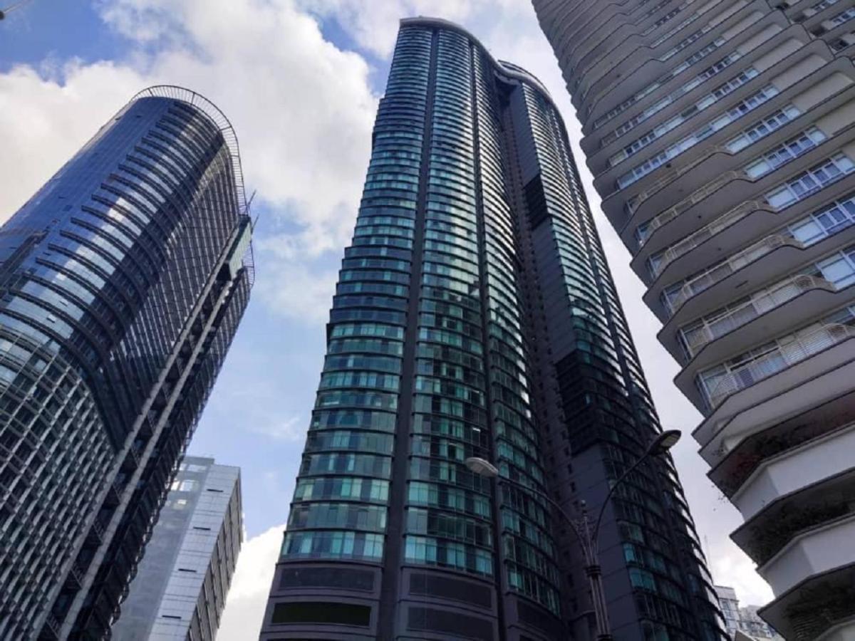 Sky Suites Klcc By Luna Kuala Lumpur Esterno foto
