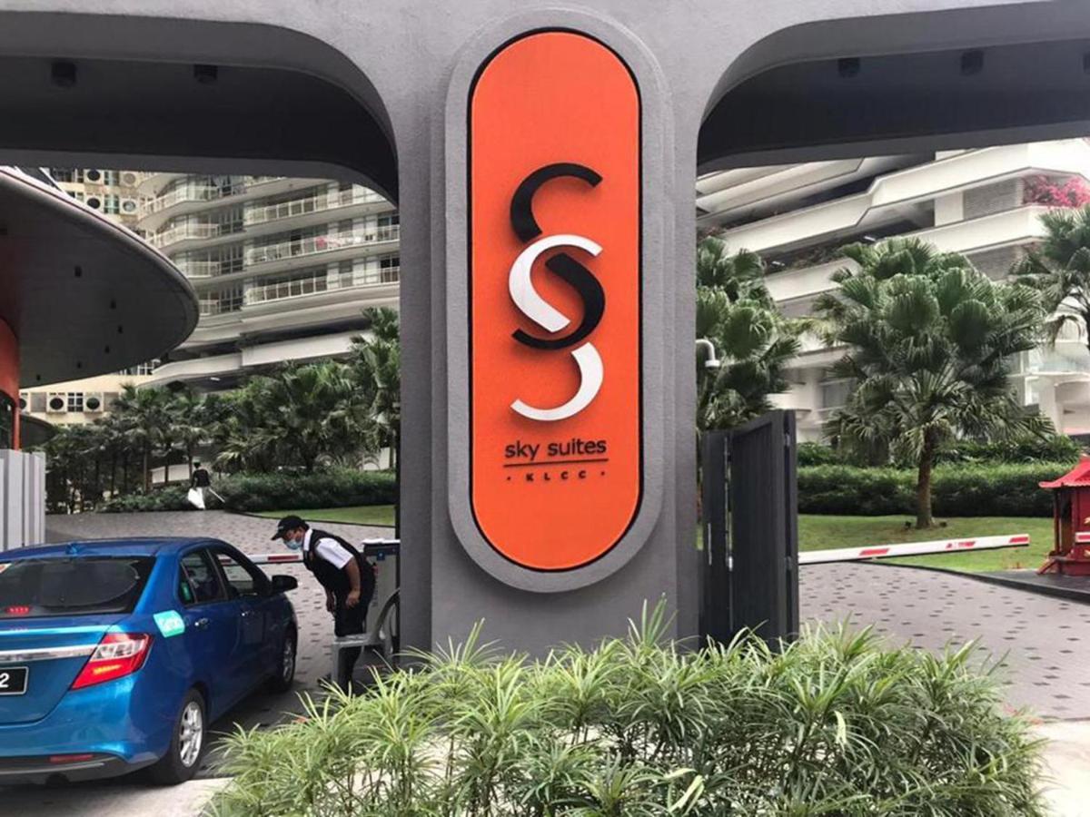 Sky Suites Klcc By Luna Kuala Lumpur Esterno foto