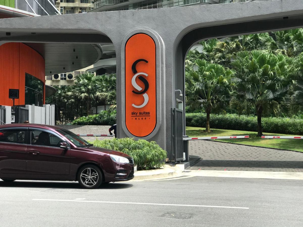 Sky Suites Klcc By Luna Kuala Lumpur Esterno foto