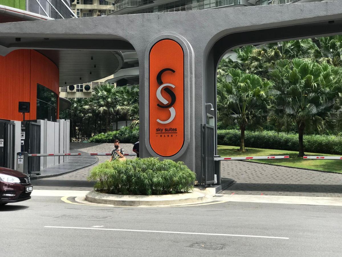 Sky Suites Klcc By Luna Kuala Lumpur Esterno foto