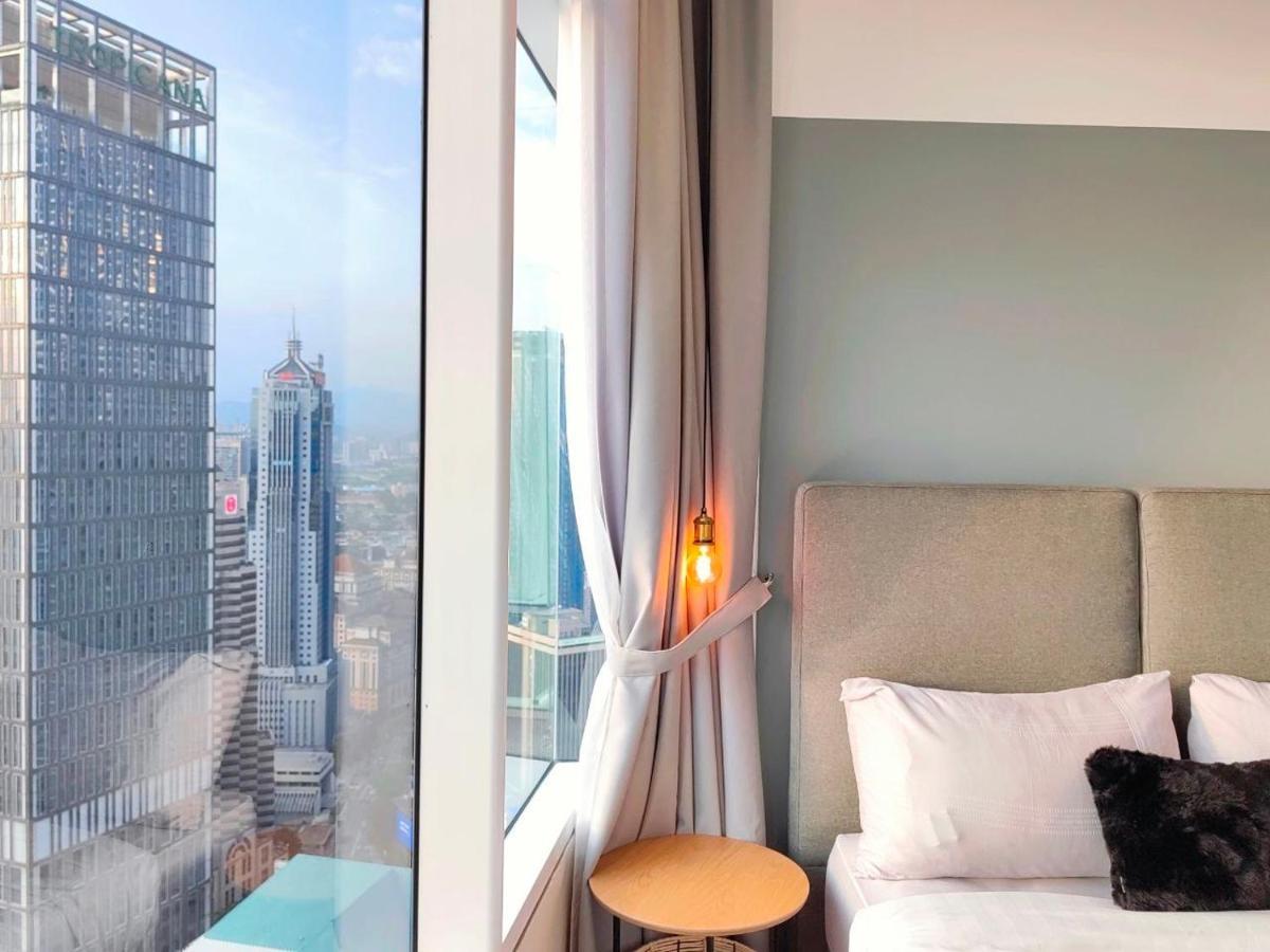 Sky Suites Klcc By Luna Kuala Lumpur Esterno foto